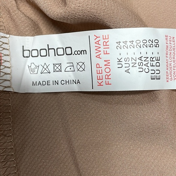 NWT Boohoo Satin Wrap Top Long Sleeve Blouse Nude 20 - Picture 13 of 16